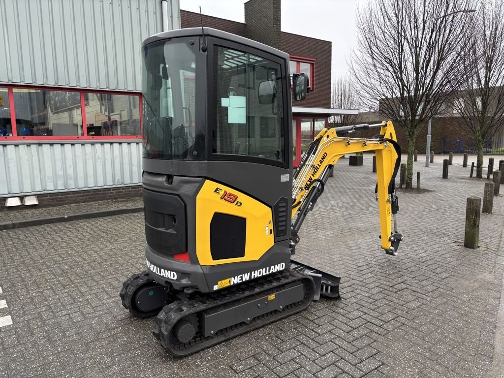 Minibagger типа New Holland E19D Minigraver, Neumaschine в BOEKEL (Фотография 3)