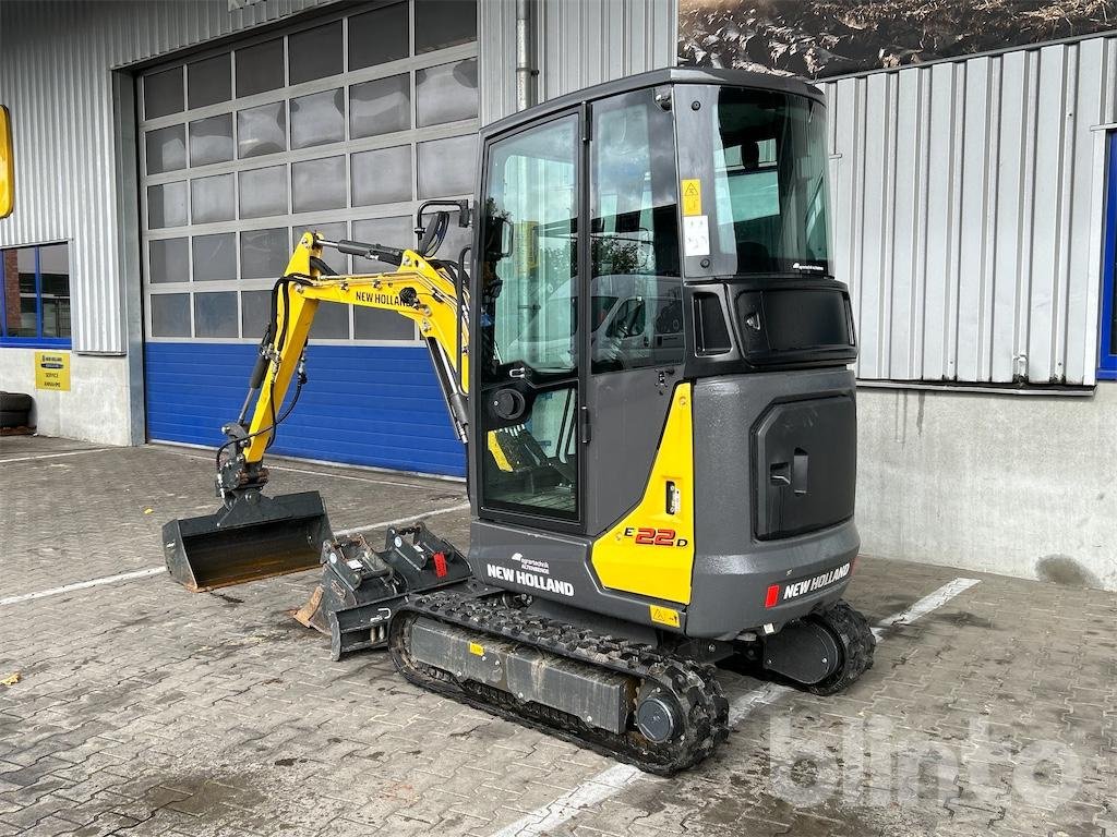 Minibagger van het type New Holland E22D, Gebrauchtmaschine in Düsseldorf (Foto 3)