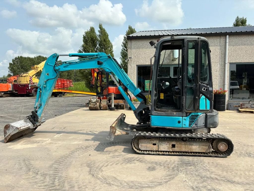 Minibagger des Typs Sonstige Airman AX35U-4, Gebrauchtmaschine in Wevelgem (Bild 1)