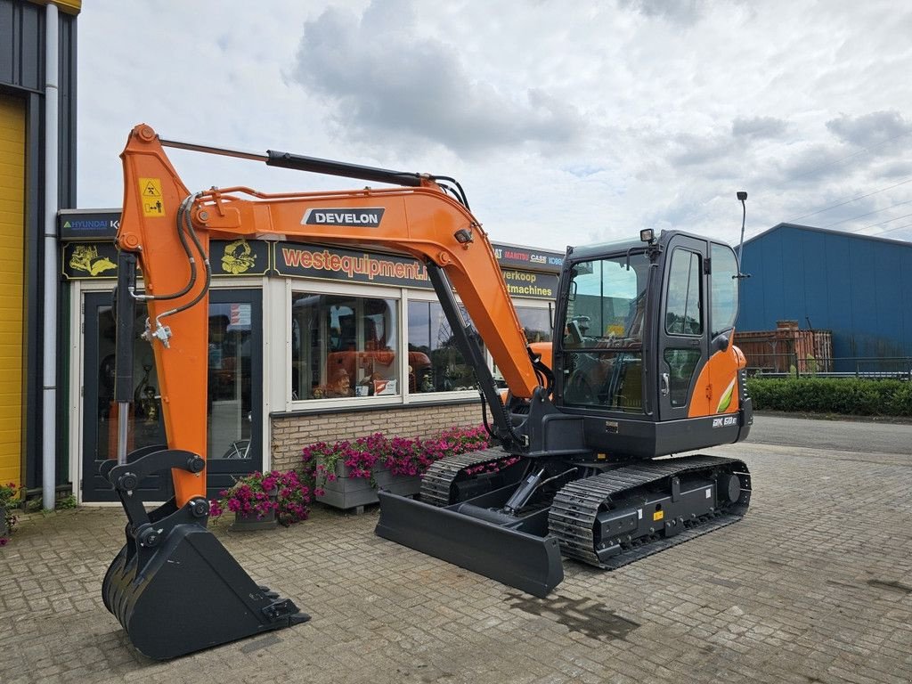 Minibagger typu Sonstige Develon DX60E-10N, Neumaschine v Krabbendijke (Obrázek 2)