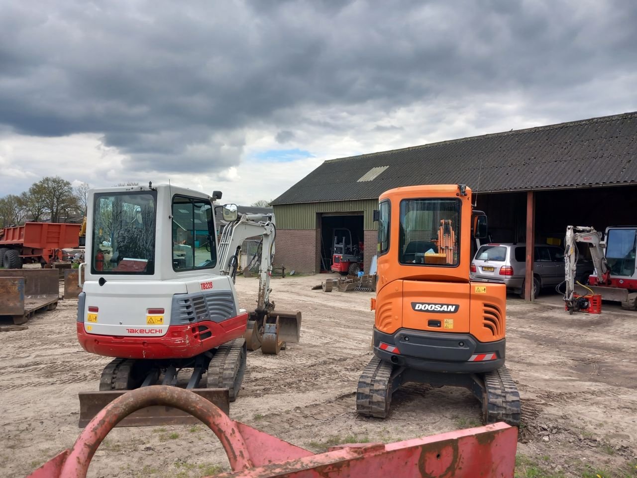 Minibagger van het type Sonstige Doosan/takeuchi 27, Gebrauchtmaschine in Barneveld (Foto 3)