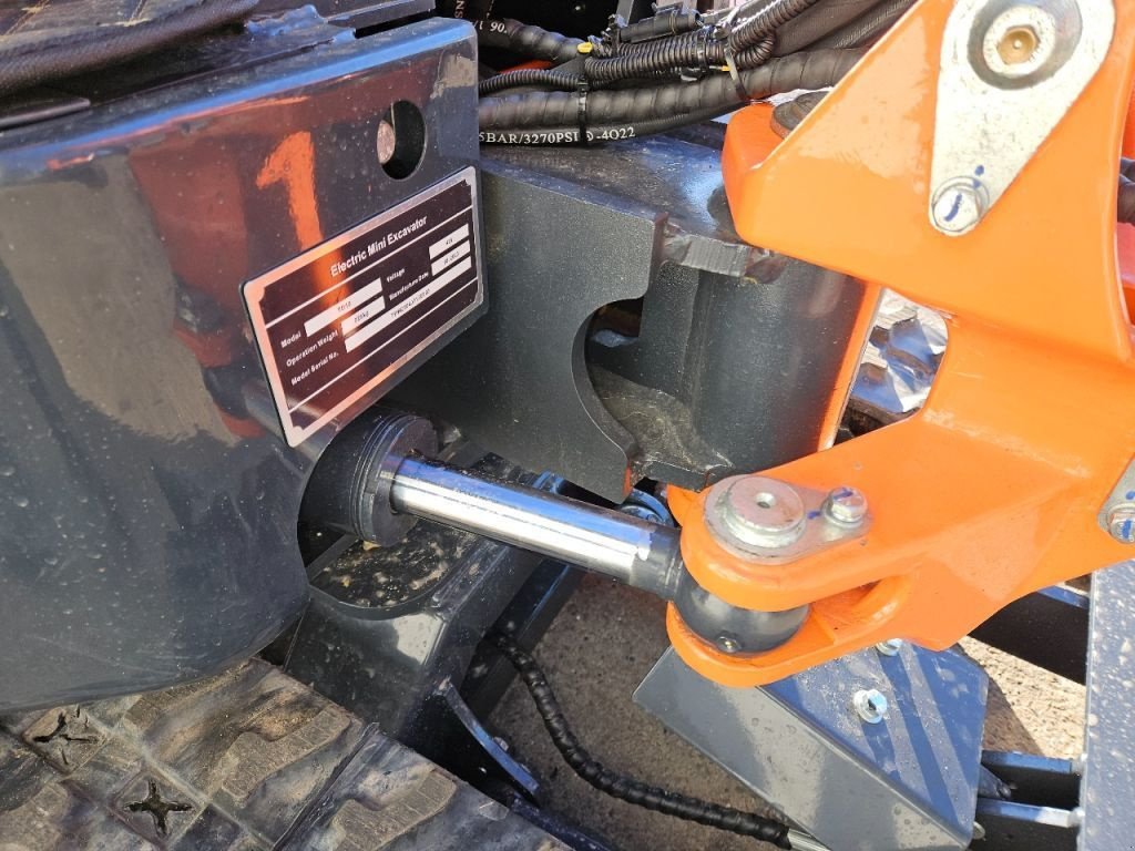 Minibagger tip Sonstige E-xcavator ELECTRISCHE minigraafmachine TD10 lithium, Gebrauchtmaschine in Scharsterbrug (Poză 11)