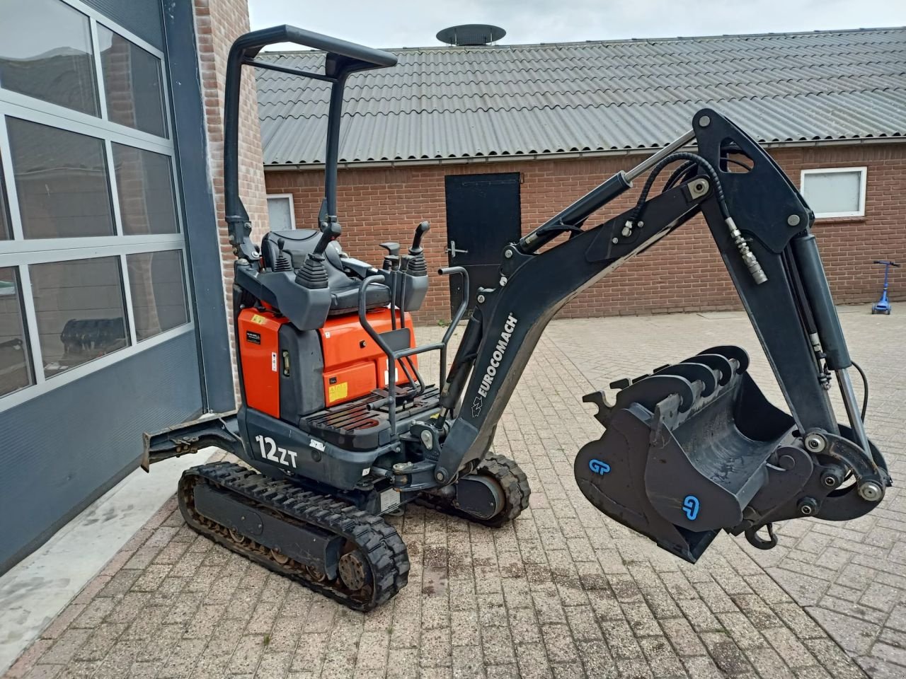 Minibagger des Typs Sonstige eurocomach 12zt, Gebrauchtmaschine in Lunteren (Bild 4)