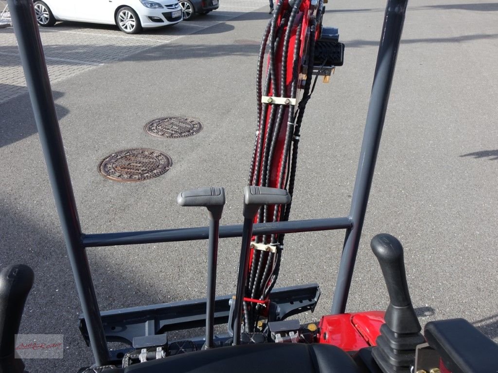 Minibagger van het type Sonstige Grizzly KME 15 Raupenbagger mit Kubota Euro 5, Neumaschine in Fohnsdorf (Foto 15)