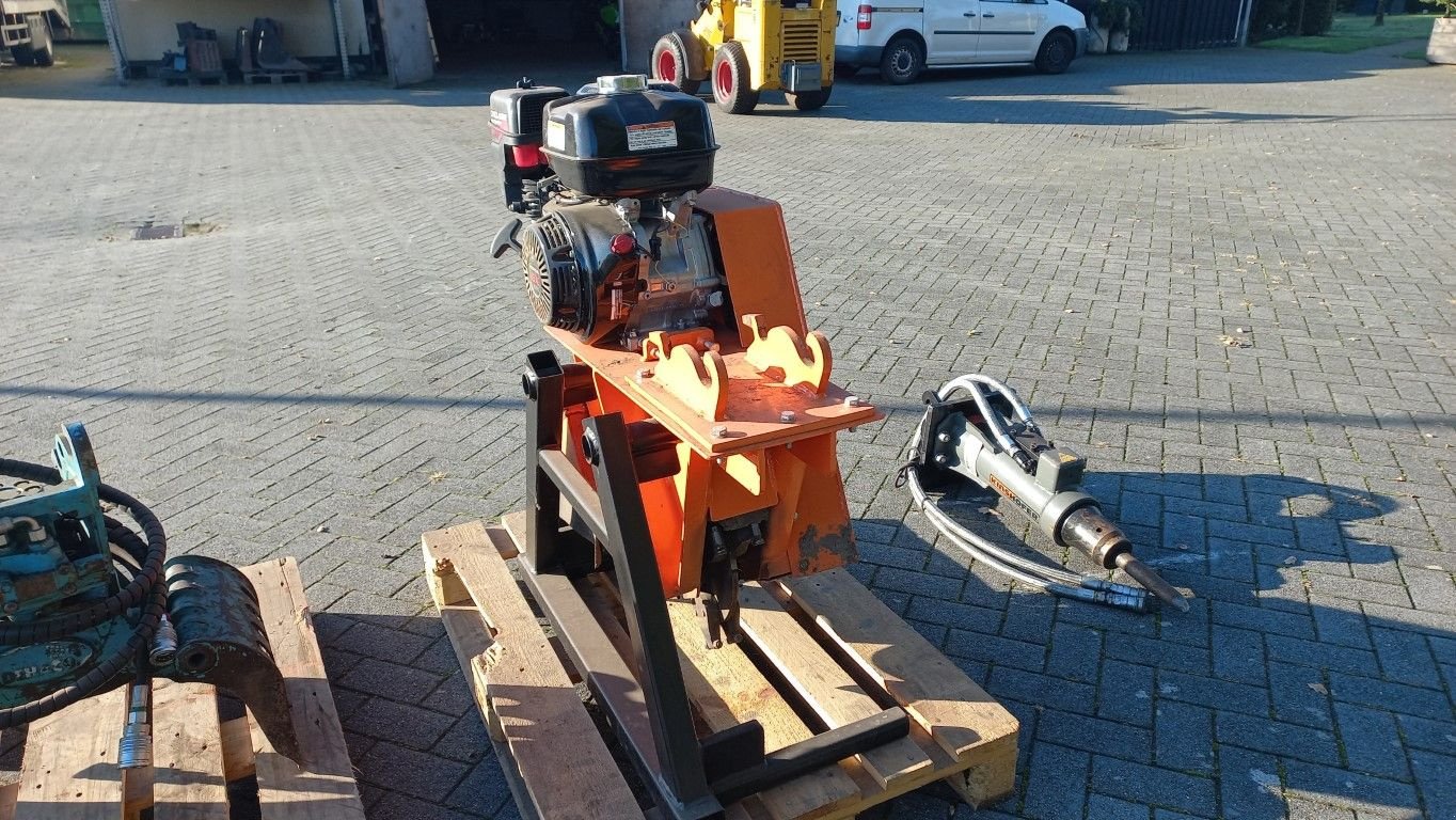 Minibagger des Typs Sonstige Kinshofer Dehaco Sloophamer Sorteergrijper, Gebrauchtmaschine in Garderen (Bild 2)