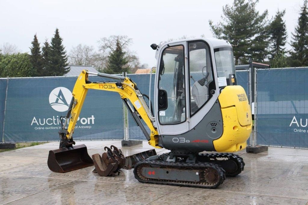 Minibagger van het type Sonstige Neuson 1703 RD, Gebrauchtmaschine in Antwerpen (Foto 3)