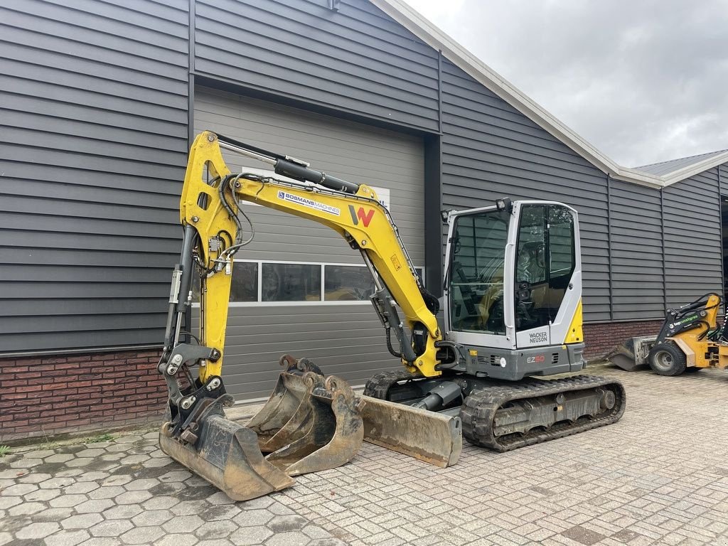 Minibagger del tipo Sonstige Neuson EZ50 minigraver (binnendraaier, centrale smering BJ 22), Gebrauchtmaschine en Neer (Imagen 3)