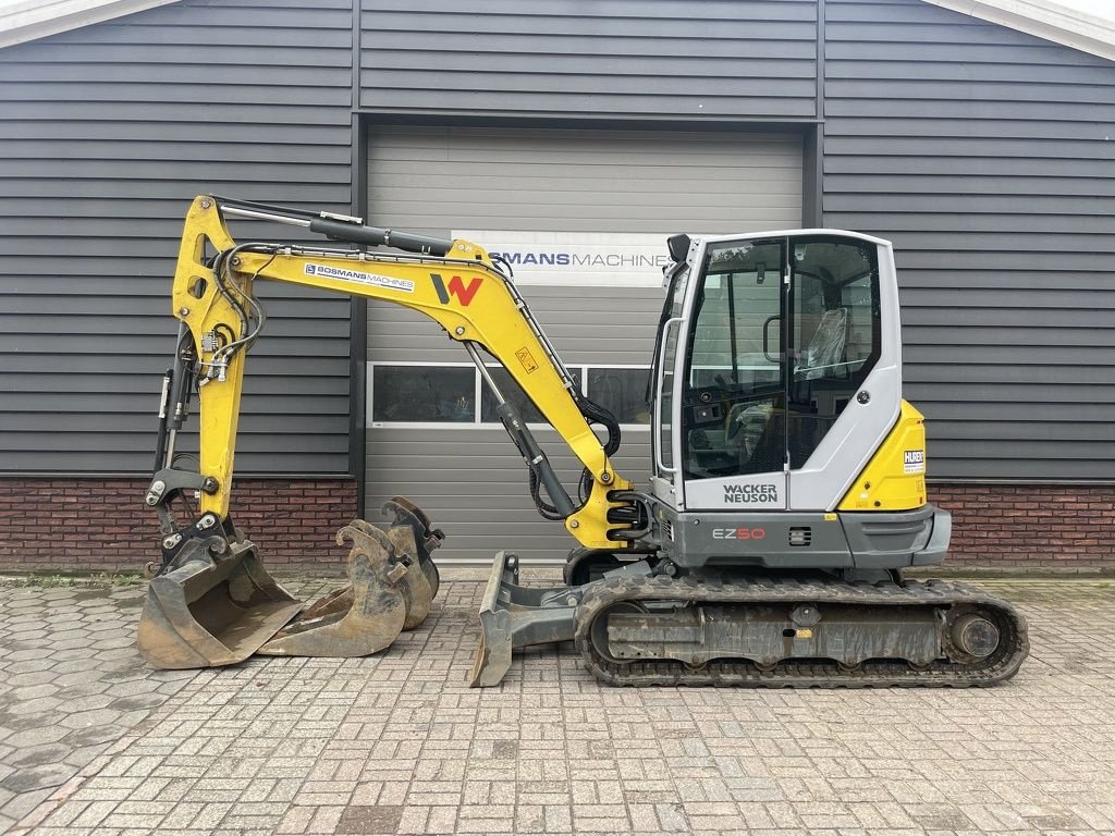 Minibagger of the type Sonstige Neuson EZ50 minigraver (binnendraaier, centrale smering BJ 22), Gebrauchtmaschine in Neer (Picture 2)