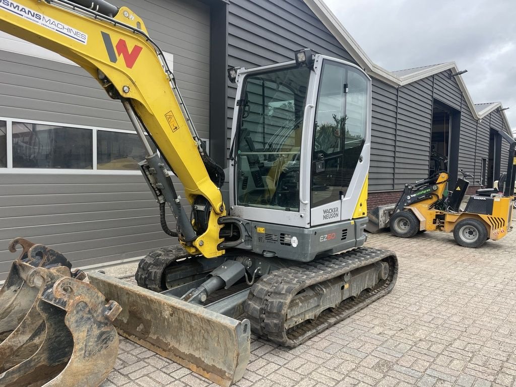 Minibagger of the type Sonstige Neuson EZ50 minigraver (binnendraaier, centrale smering BJ 22), Gebrauchtmaschine in Neer (Picture 9)