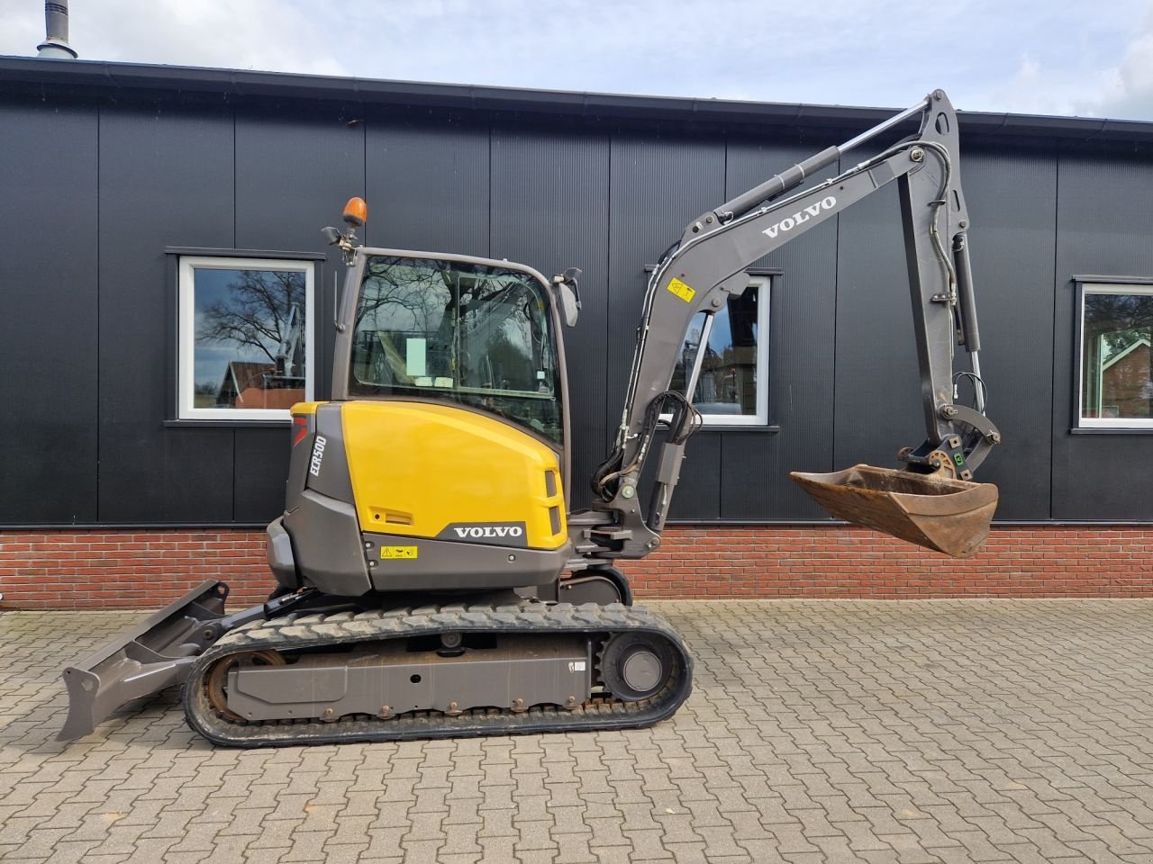 Minibagger of the type Sonstige Volvo ECR50D ECR50D ECR50D, Gebrauchtmaschine in Haaksbergen (Picture 8)