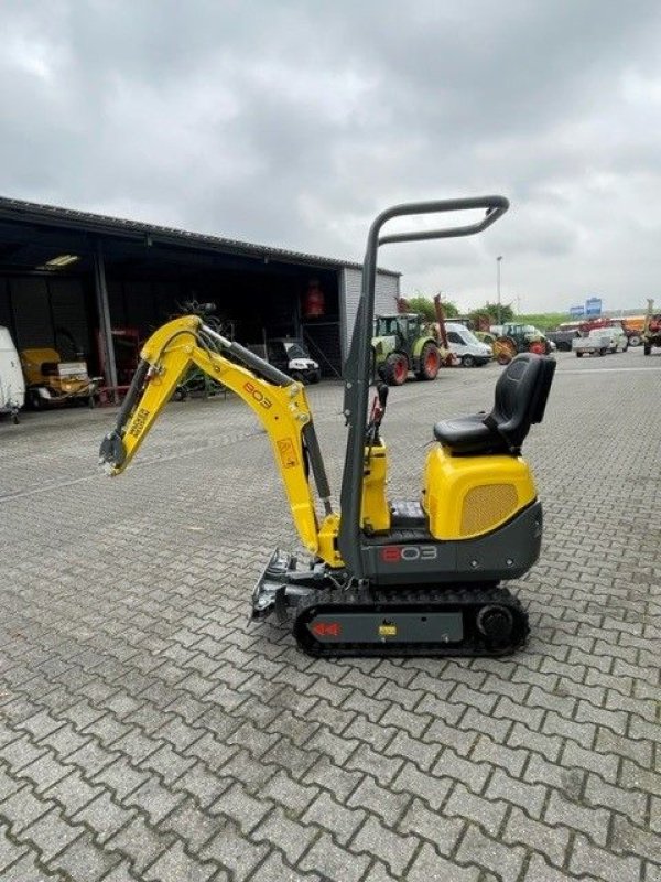 Minibagger des Typs Sonstige Wacker Neuson 803 minigraver 803 met snelwissel en 3 bakken, Neumaschine in Roermond (Bild 4)