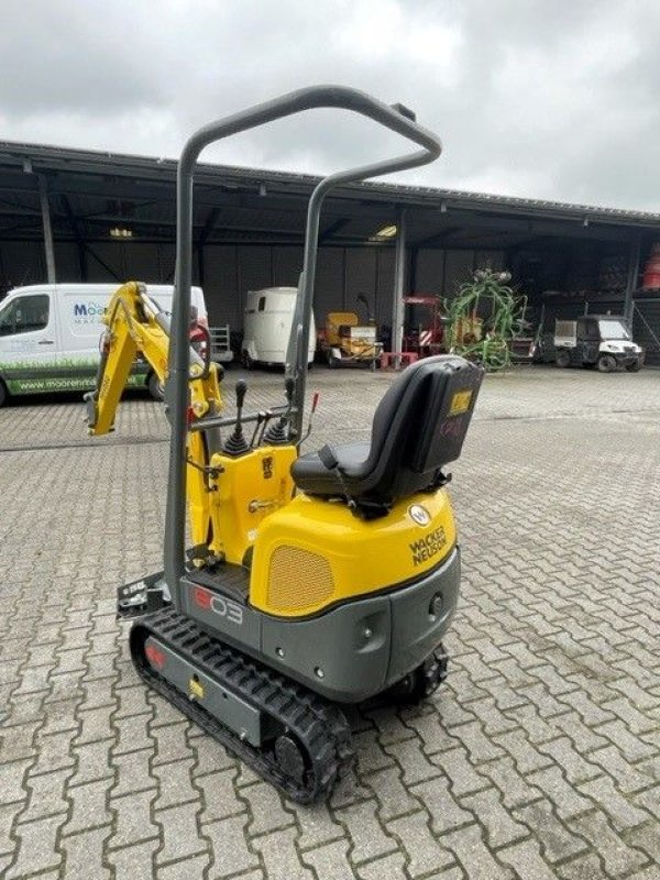 Minibagger tip Sonstige Wacker Neuson 803 minigraver 803 met snelwissel en 3 bakken, Neumaschine in Roermond (Poză 5)