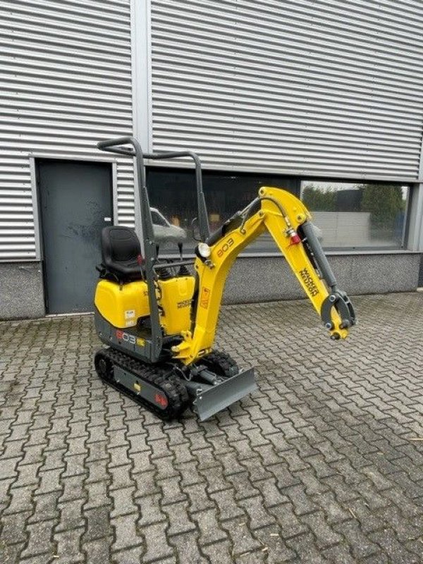 Minibagger van het type Sonstige Wacker Neuson 803 minigraver 803 met snelwissel en 3 bakken, Neumaschine in Roermond (Foto 2)