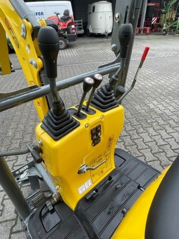 Minibagger tip Sonstige Wacker Neuson 803 minigraver 803 met snelwissel en 3 bakken, Neumaschine in Roermond (Poză 6)