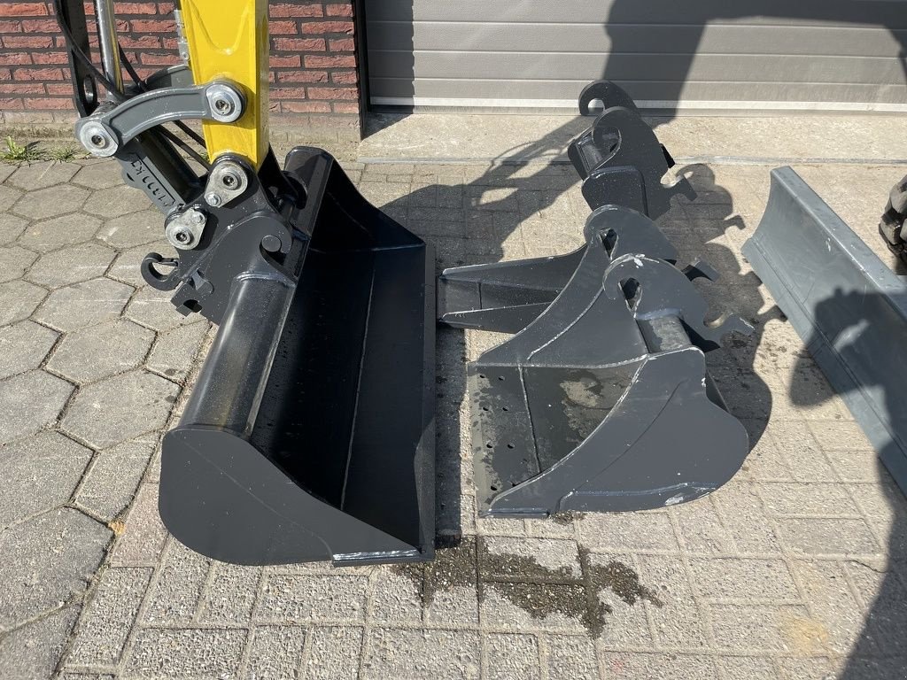 Minibagger tip Sonstige Wacker Neuson EZ26 minigraver NIEUW &euro;599 LEASE, Neumaschine in Neer (Poză 7)