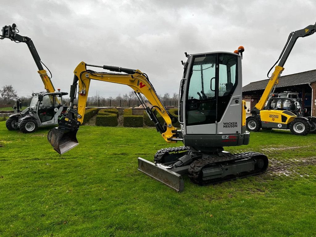 Minibagger of the type Sonstige Wacker Neuson Huur 2,5 tonner, al vanaf &euro;85,- per dag, Gebrauchtmaschine in Didam (Picture 1)