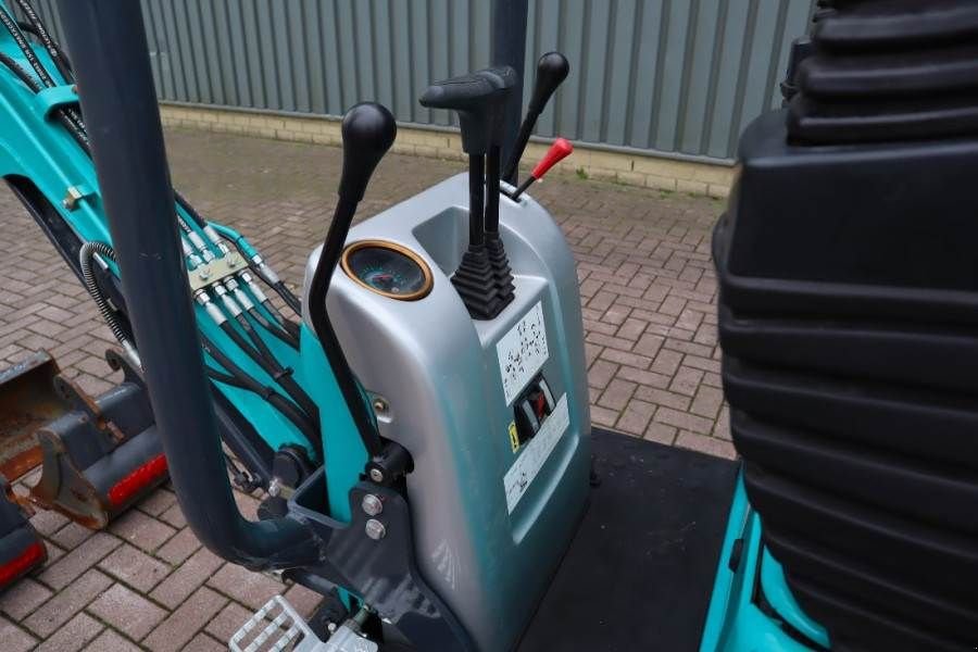 Minibagger van het type Sunward SWE08B CE certification, Diesel, Extendable Underc, Gebrauchtmaschine in Groenlo (Foto 11)