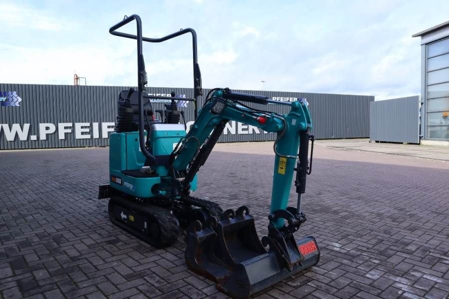 Minibagger tip Sunward SWE08B Low Hours, CE certification, 3 buckets, Die, Gebrauchtmaschine in Groenlo (Poză 8)