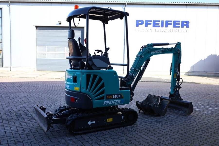 Minibagger typu Sunward SWE18UF CE certification, Diesel, Extendable Under, Gebrauchtmaschine w Groenlo (Zdjęcie 9)