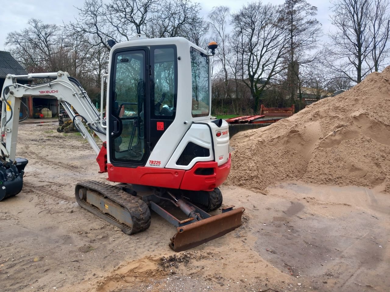 Minibagger Türe ait Takeuchi 225, Gebrauchtmaschine içinde Barneveld (resim 1)