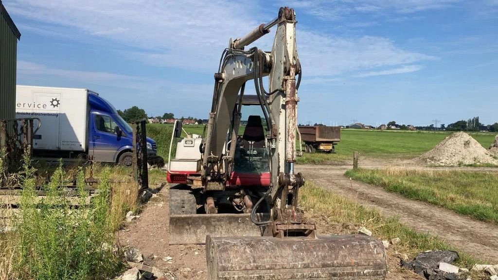 Minibagger du type Takeuchi TB 070 7 Tonner Midi graver, Gebrauchtmaschine en Ruinerwold (Photo 4)