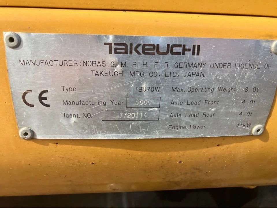 Minibagger typu Takeuchi TB 070 W Bandenkraan, Gebrauchtmaschine w Lunteren (Zdjęcie 9)