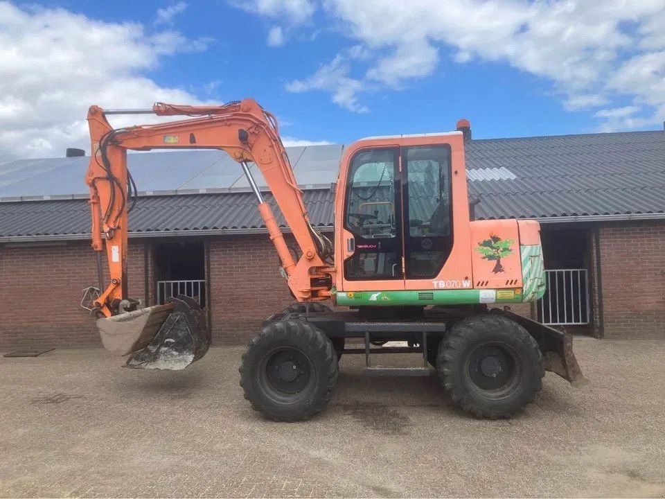 Minibagger des Typs Takeuchi TB 070 WD Bandenkraan, Gebrauchtmaschine in Lunteren (Bild 5)