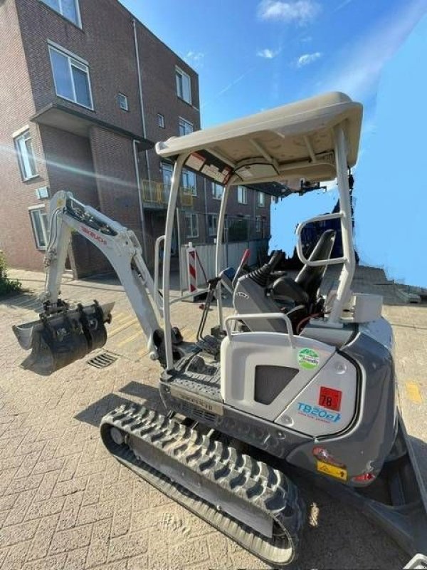 Minibagger des Typs Takeuchi TB 20 E, Elektrische kraan, als nieuw!, Gebrauchtmaschine in Uitgeest (Bild 11)