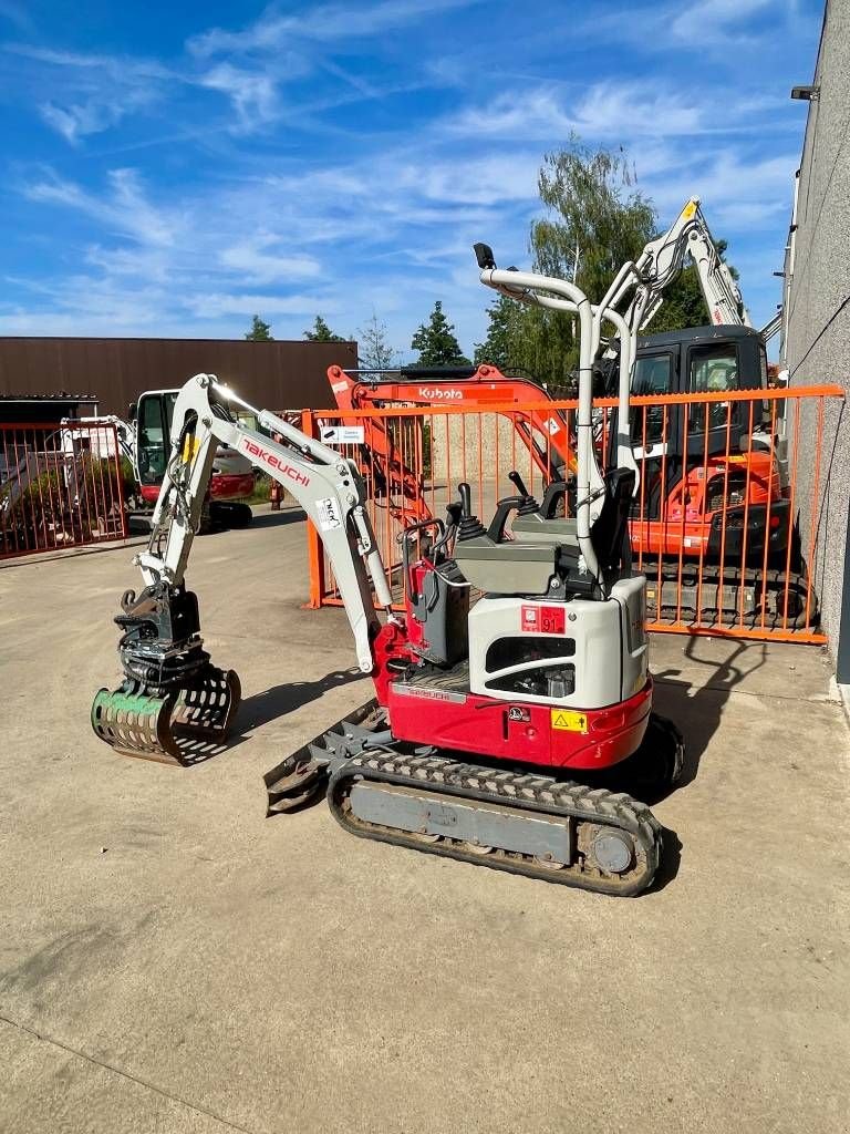 Minibagger van het type Takeuchi TB 210 R, Gebrauchtmaschine in Booischot (Foto 8)