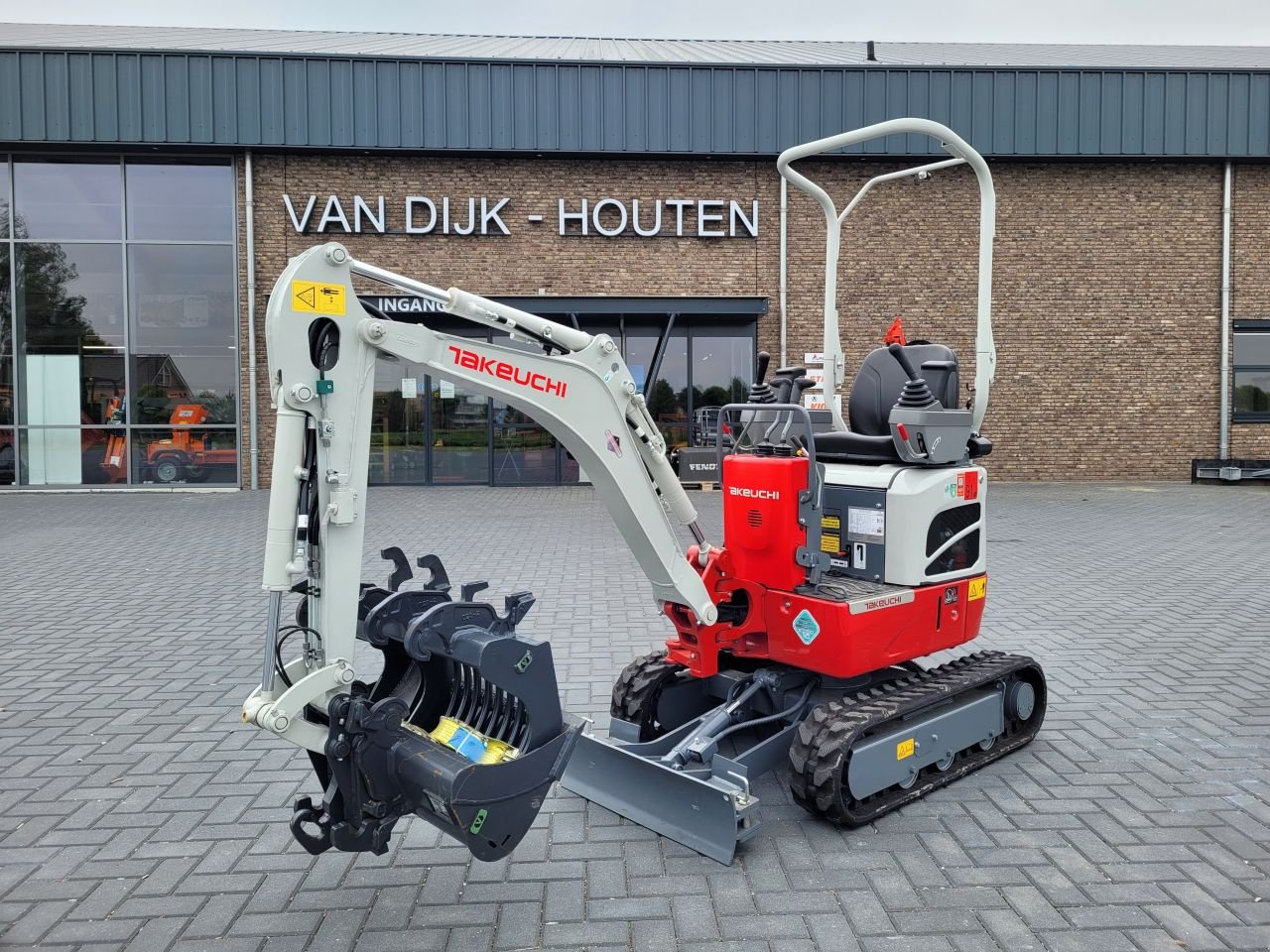 Minibagger des Typs Takeuchi tb-210, Neumaschine in Houten (Bild 1)