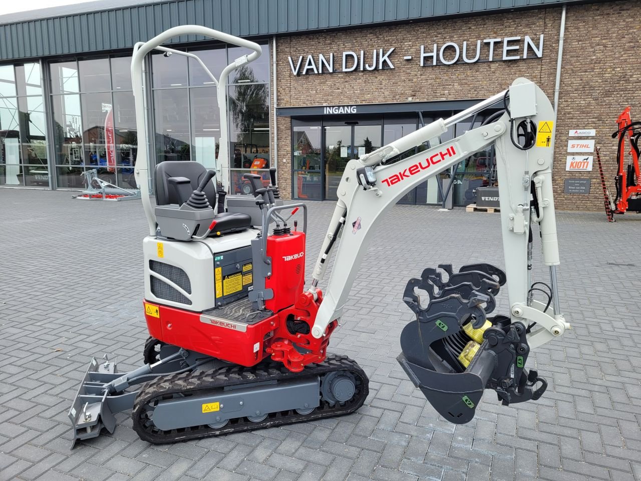 Minibagger du type Takeuchi tb-210, Neumaschine en Houten (Photo 2)