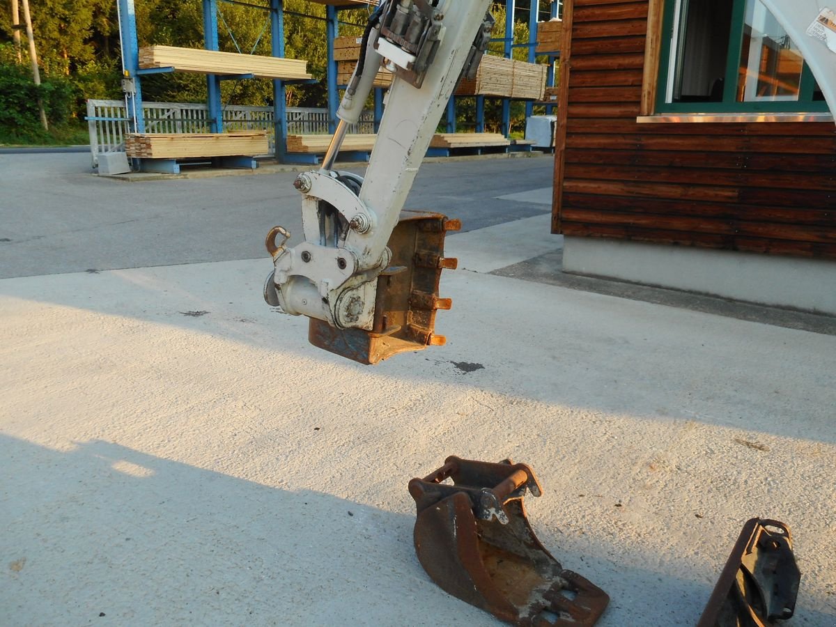 Minibagger van het type Takeuchi TB 216 ( 1.865KG ) mit POWERTILT u. hydr. SW, Gebrauchtmaschine in St. Nikolai ob Draßling (Foto 13)