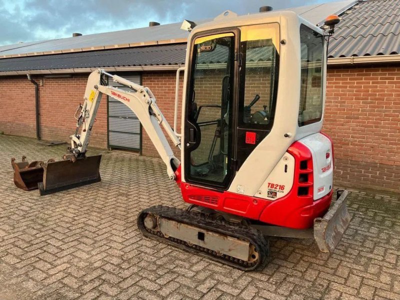 Minibagger van het type Takeuchi TB 216 Minigraver Graafmachine, Gebrauchtmaschine in Lunteren (Foto 1)