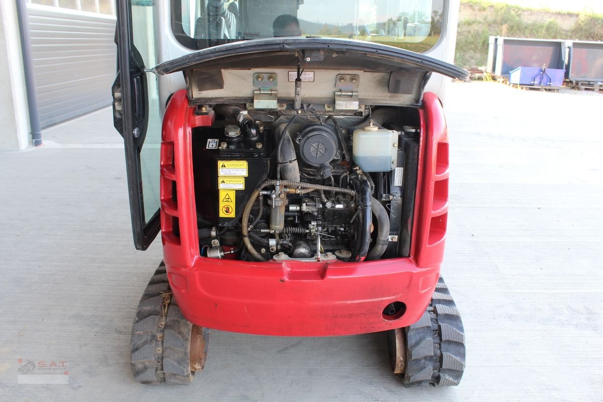 Minibagger des Typs Takeuchi TB 216 mit Powertilt und Schnellwechsler, Gebrauchtmaschine in Eberschwang (Bild 16)