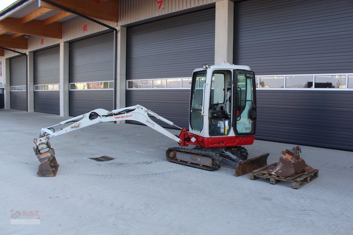 Minibagger van het type Takeuchi TB 216 mit Powertilt und Schnellwechsler, Gebrauchtmaschine in Eberschwang (Foto 25)