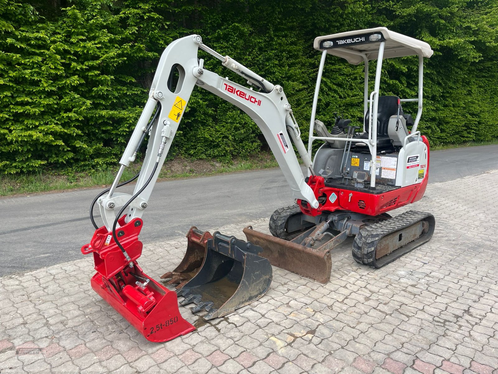 Minibagger типа Takeuchi TB 216, Gebrauchtmaschine в Deutsch - Goritz (Фотография 3)