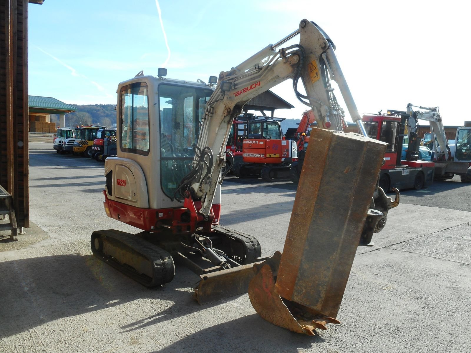 Minibagger a típus Takeuchi TB 225 ( 2.400kg ) Verstellfahrwerk u. POWERTILT, Gebrauchtmaschine ekkor: St. Nikolai ob Draßling (Kép 5)