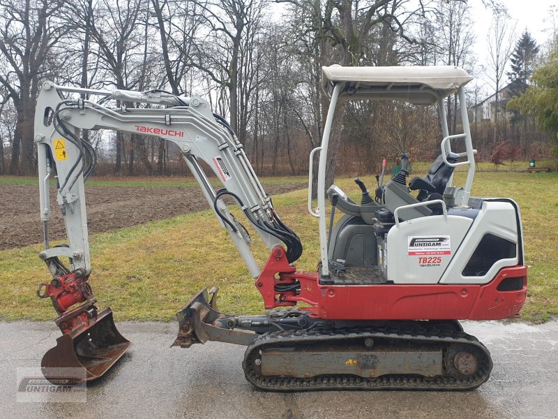 Minibagger του τύπου Takeuchi TB 225, Gebrauchtmaschine σε Deutsch - Goritz