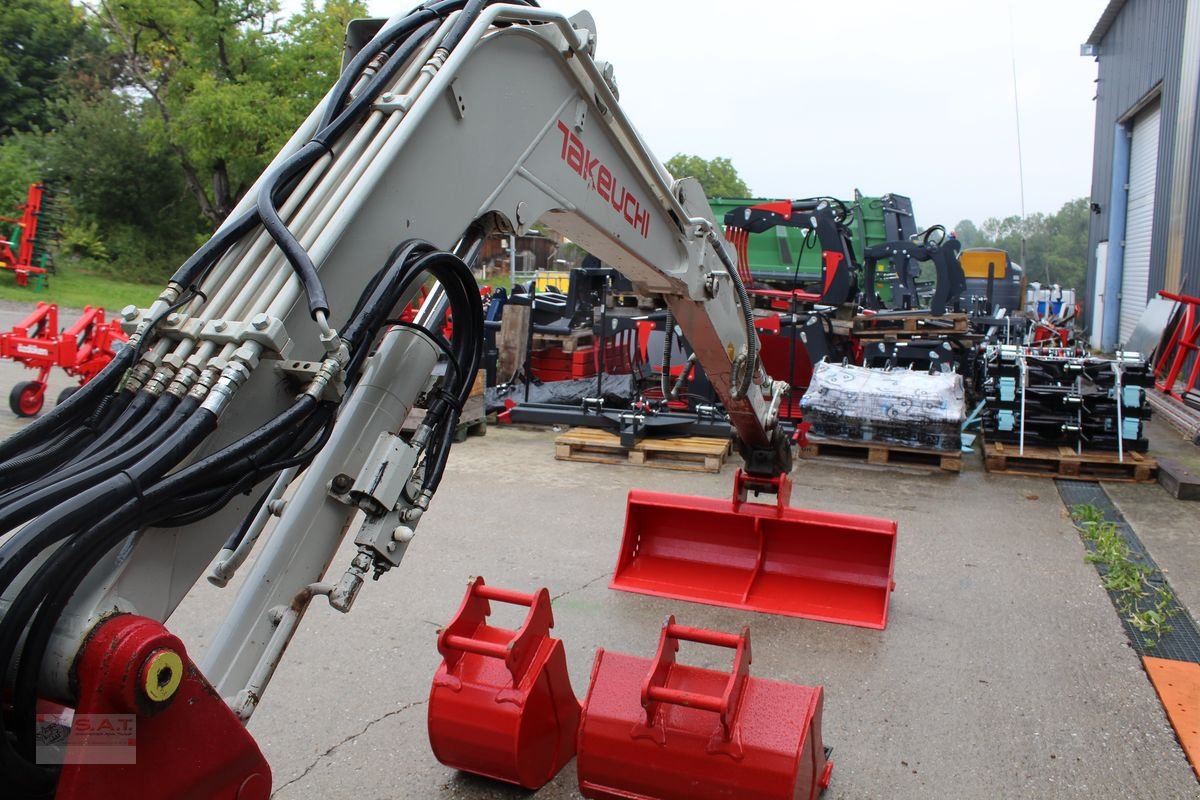 Minibagger van het type Takeuchi TB 228 -3800BS-2013-Löffelpaket Neu, Gebrauchtmaschine in Eberschwang (Foto 9)