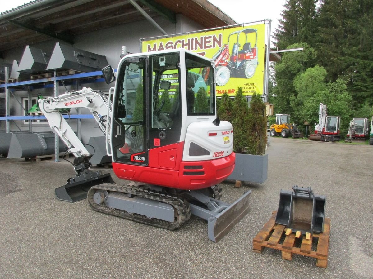 Minibagger des Typs Takeuchi TB 230, Gebrauchtmaschine in Bad Leonfelden (Bild 12)