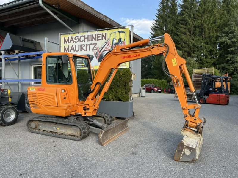 Minibagger типа Takeuchi TB 235 mit Powertilt, Gebrauchtmaschine в Bad Leonfelden