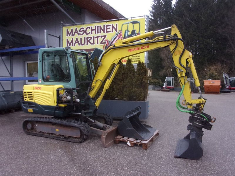 Minibagger typu Takeuchi TB 235 Rototilt ähnlich Powertilt, Gebrauchtmaschine v Bad Leonfelden