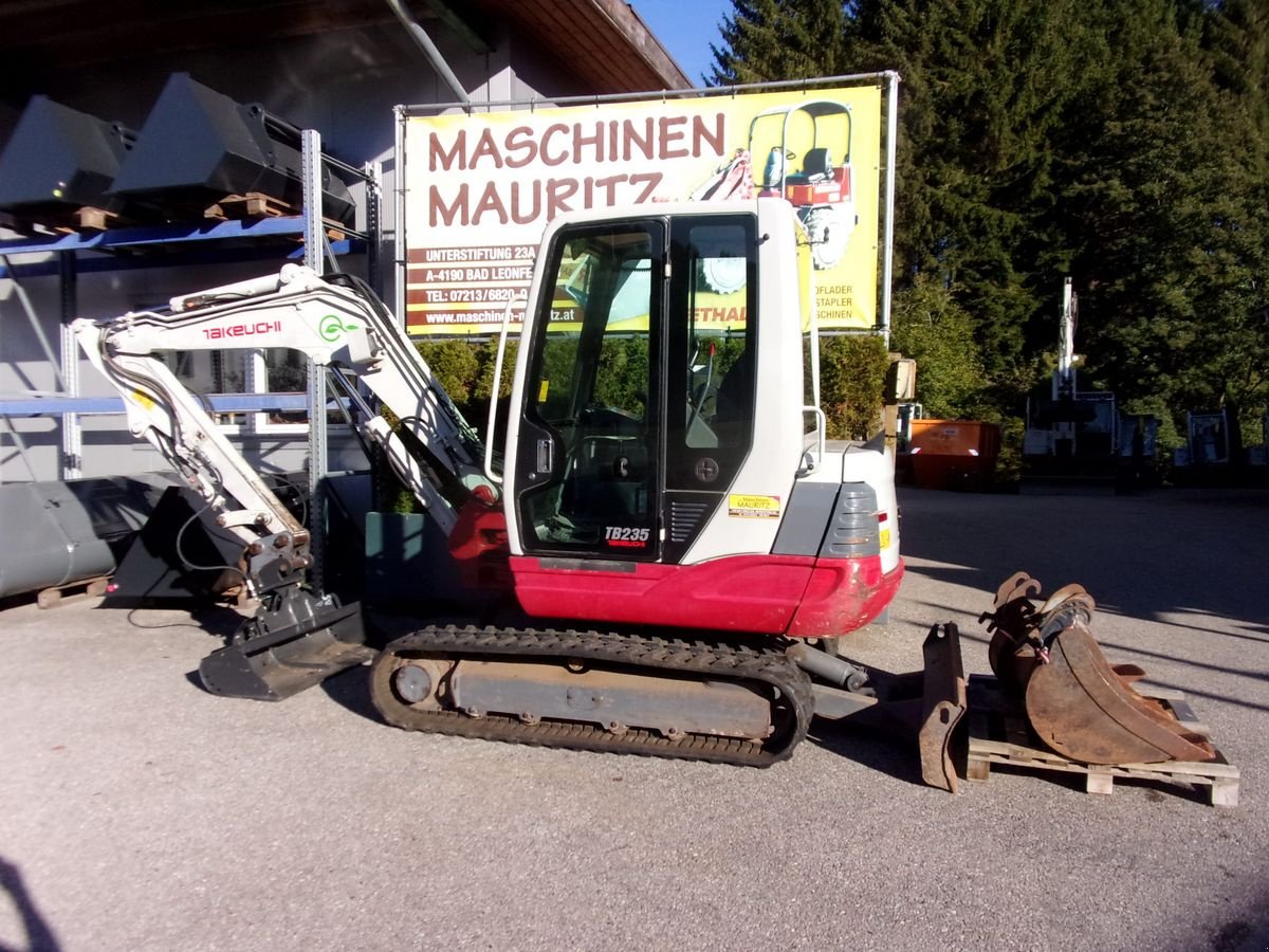 Minibagger van het type Takeuchi TB 235, Gebrauchtmaschine in Bad Leonfelden (Foto 14)