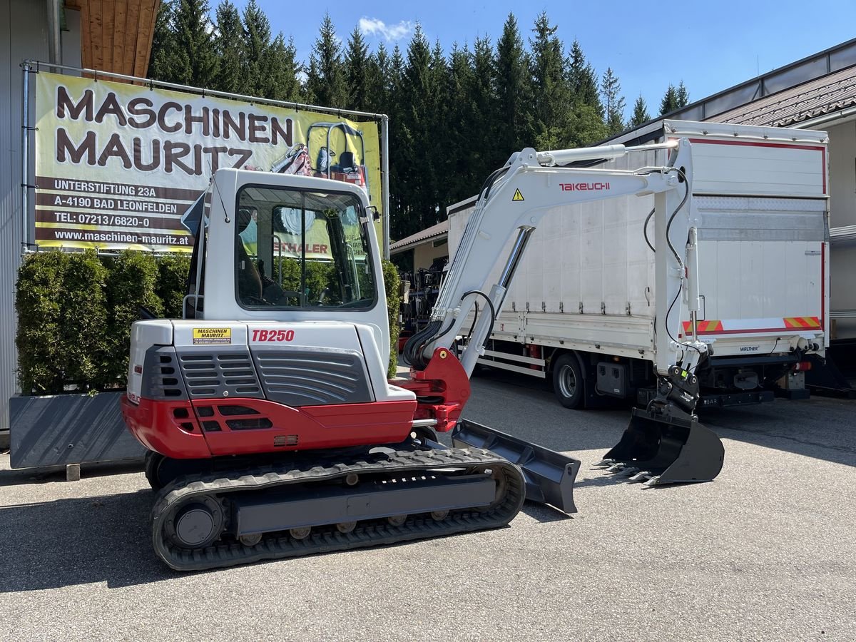 Minibagger типа Takeuchi TB 250 Powertilt Reserviert, Gebrauchtmaschine в Bad Leonfelden (Фотография 2)