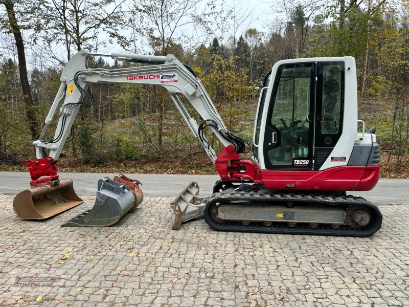 Minibagger del tipo Takeuchi TB 250, Gebrauchtmaschine In Deutsch - Goritz (Immagine 1)