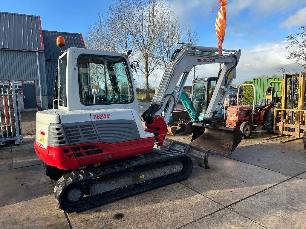 Minibagger del tipo Takeuchi TB 250, Gebrauchtmaschine en Kockengen (Imagen 7)