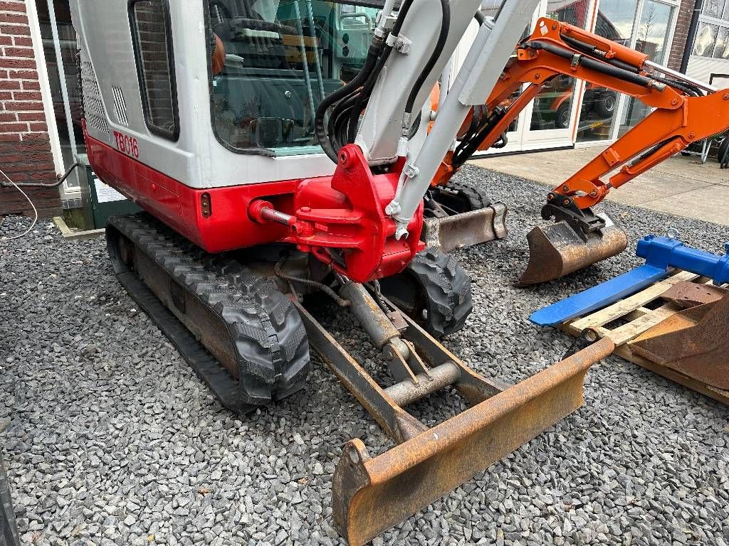 Minibagger za tip Takeuchi TB016 Verkocht, Gebrauchtmaschine u Kockengen (Slika 4)