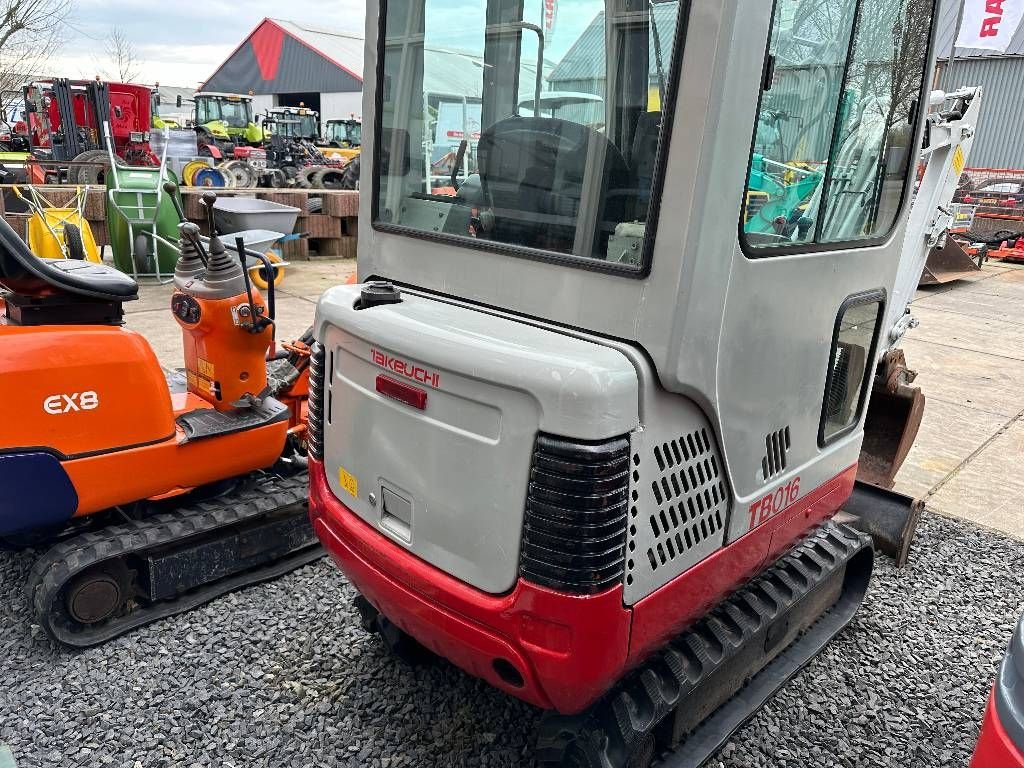 Minibagger za tip Takeuchi TB016 Verkocht, Gebrauchtmaschine u Kockengen (Slika 9)