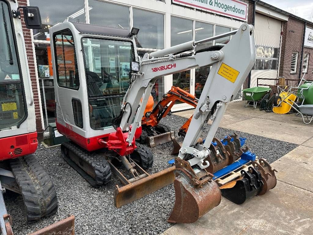 Minibagger van het type Takeuchi TB016 Verkocht, Gebrauchtmaschine in Kockengen (Foto 3)