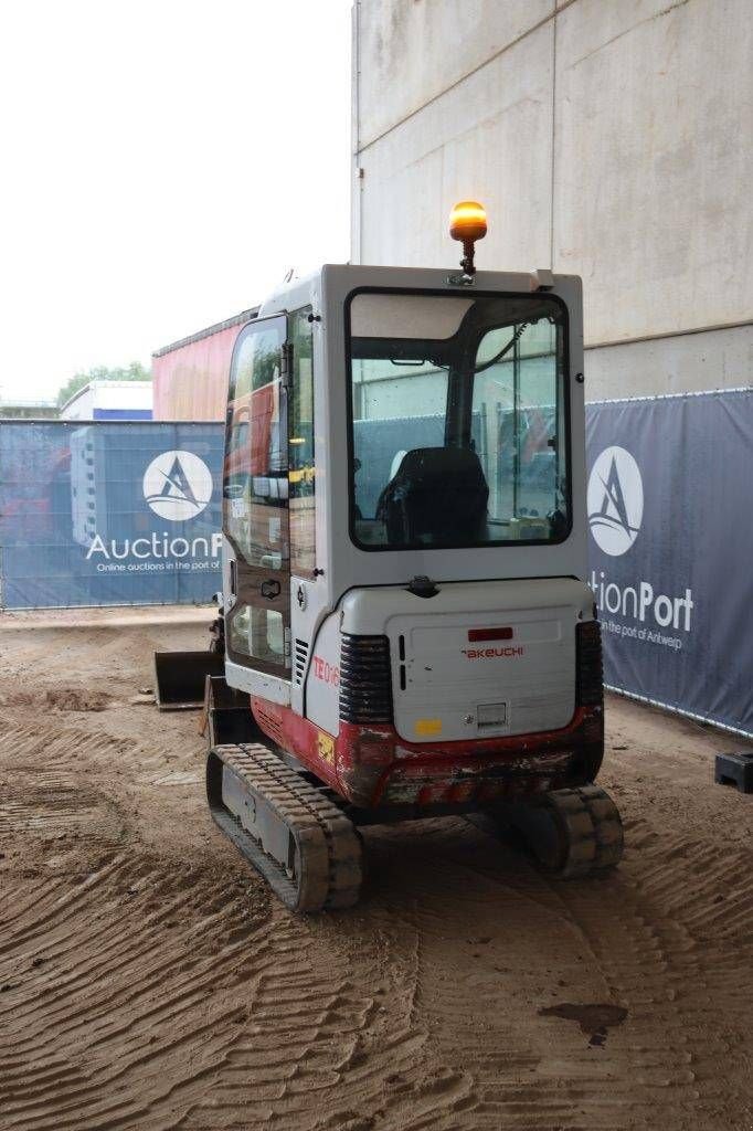 Minibagger typu Takeuchi TB016, Gebrauchtmaschine v Antwerpen (Obrázok 4)